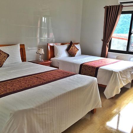 Sky Hotel Phong Nha Esterno foto