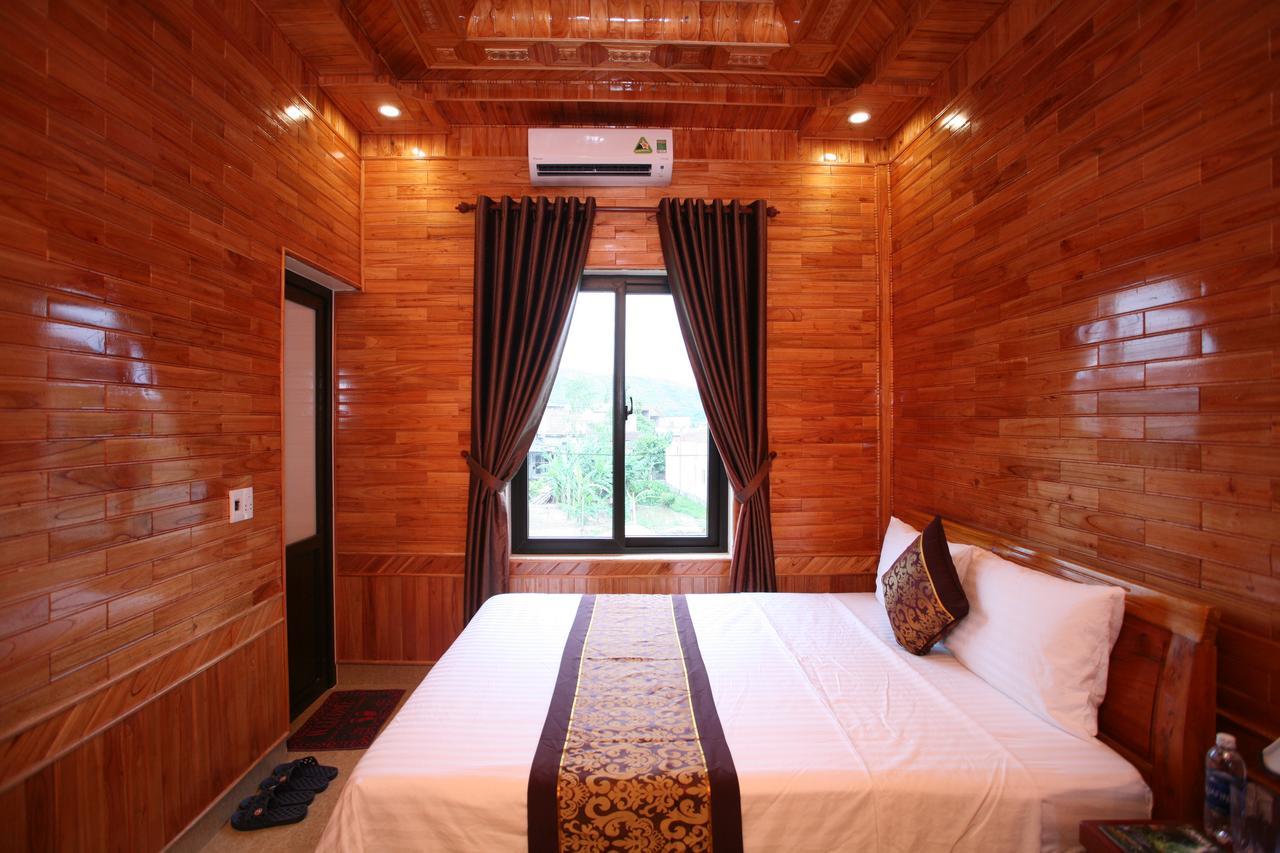 Sky Hotel Phong Nha Esterno foto