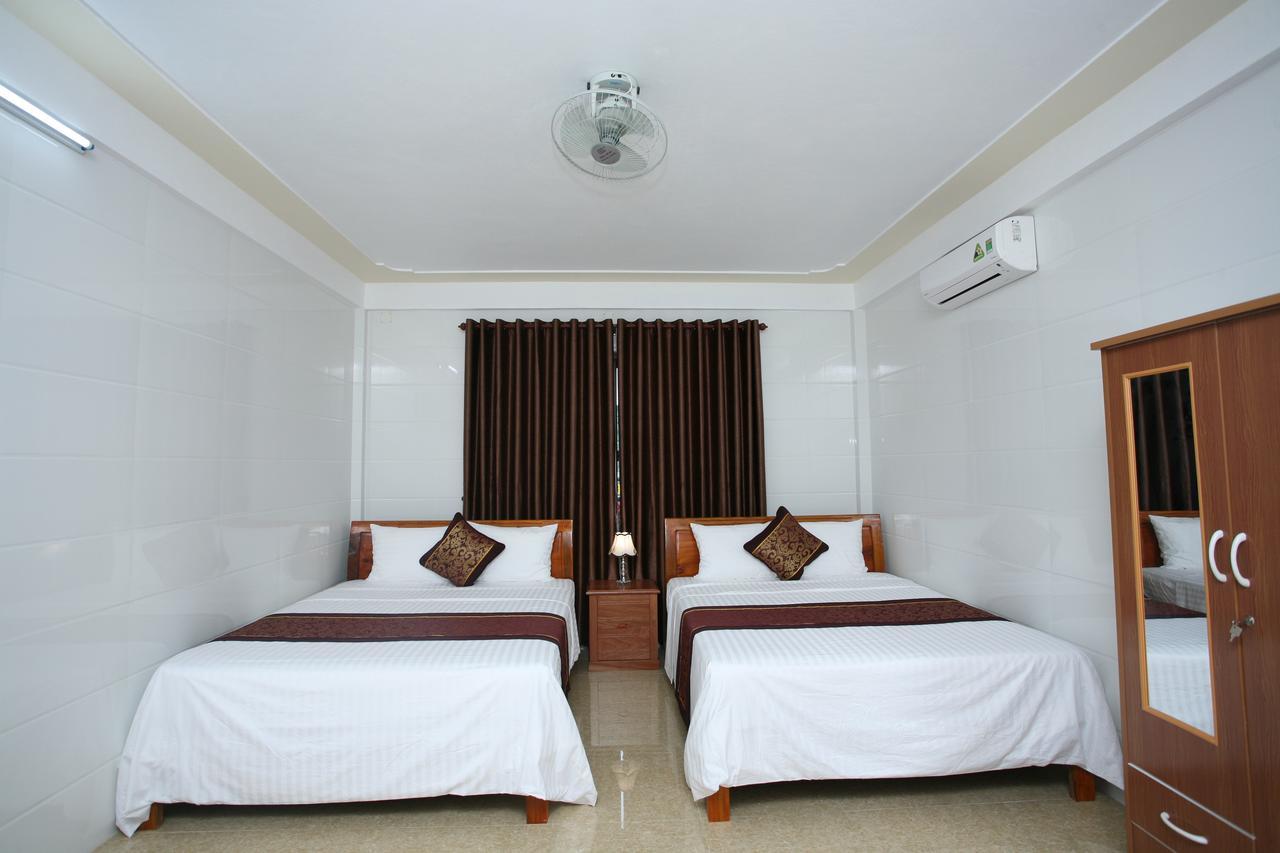 Sky Hotel Phong Nha Esterno foto