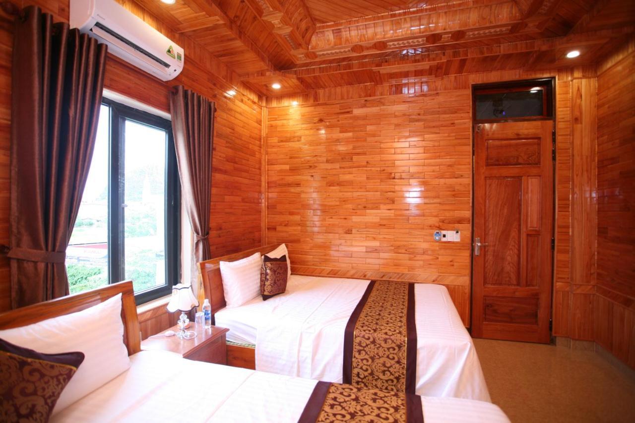 Sky Hotel Phong Nha Esterno foto