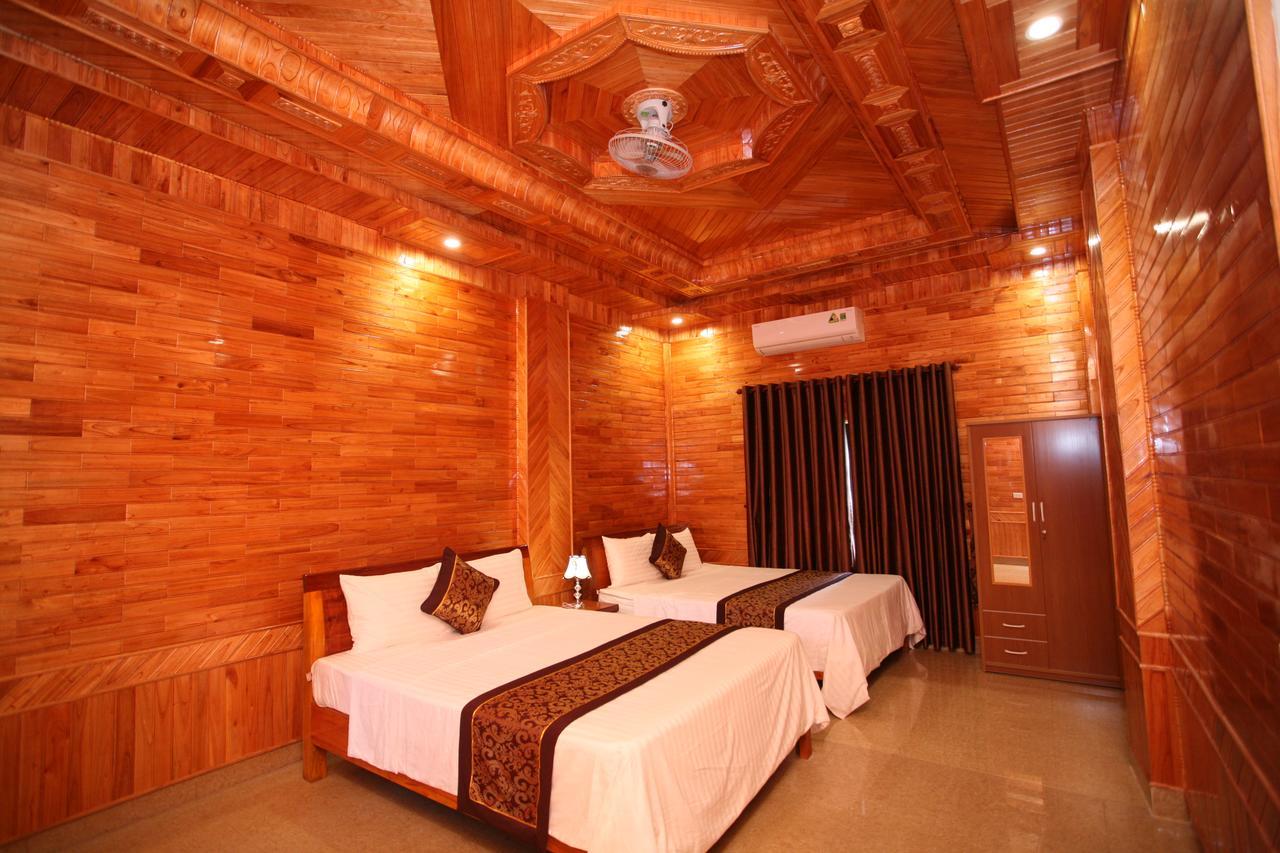 Sky Hotel Phong Nha Esterno foto