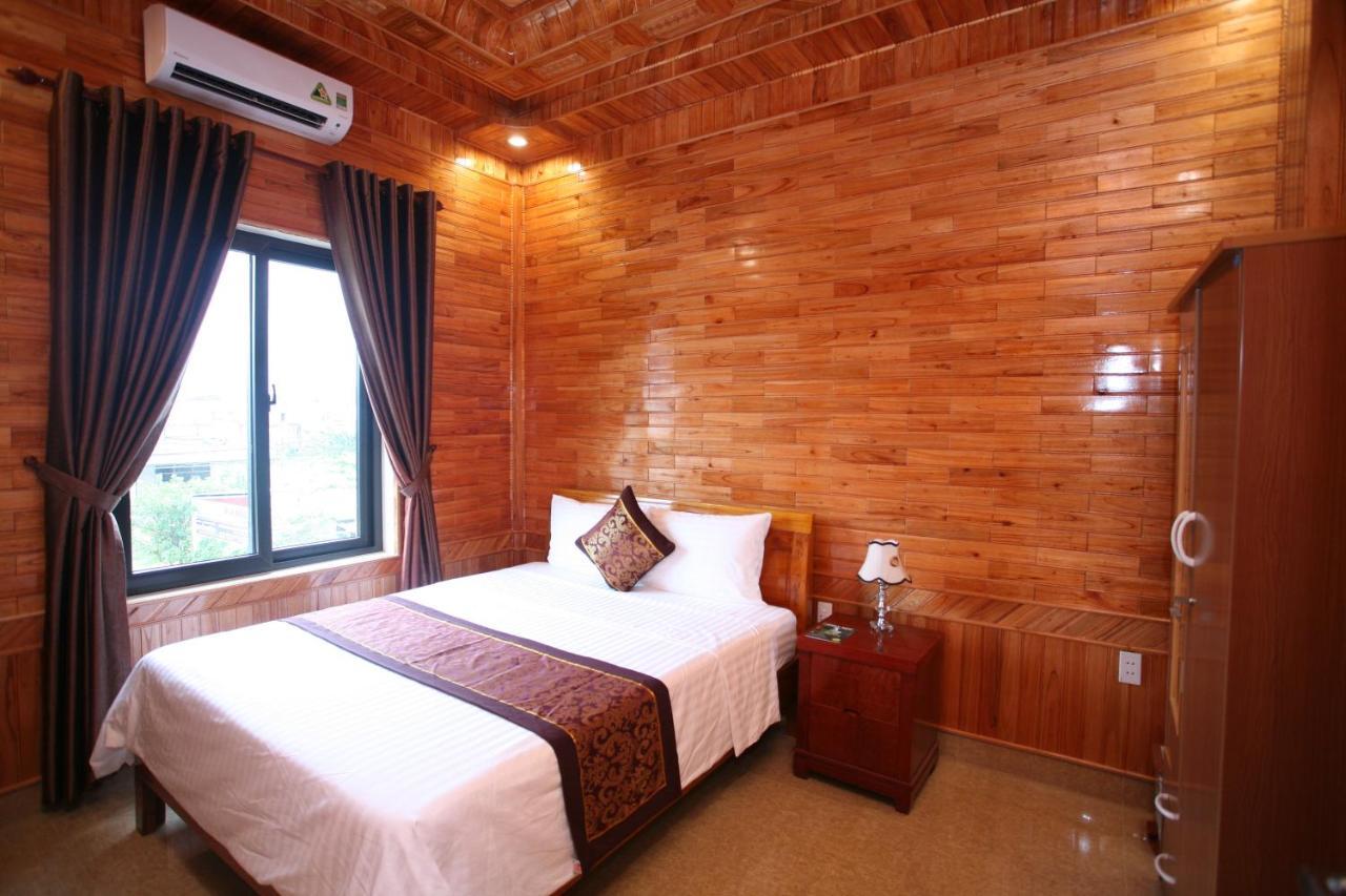 Sky Hotel Phong Nha Esterno foto