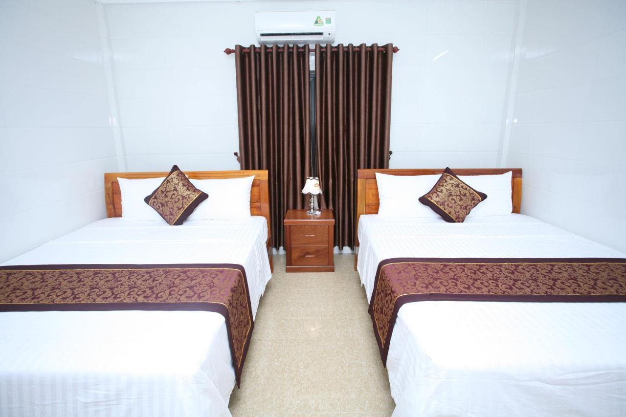 Sky Hotel Phong Nha Esterno foto